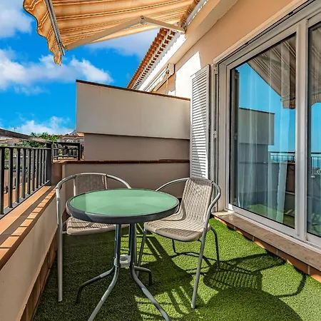 Spacious Ocean View Family Townhouse Пуэрто-де-Сантьяго
