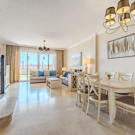 Spacious Ocean View Family Townhouse * 푸에르토 데 산티아고