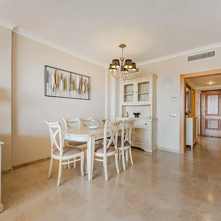 아파트 Spacious Ocean View Family Townhouse *