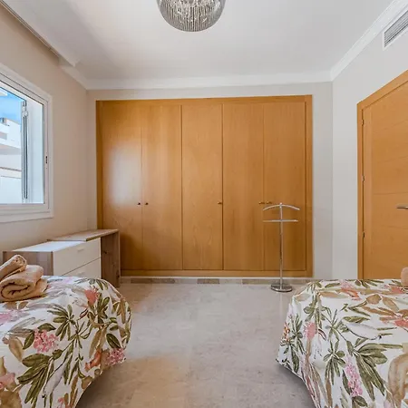 아파트 Spacious Ocean View Family Townhouse *