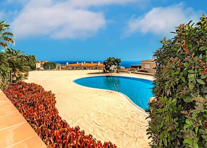 Spacious Ocean View Family Townhouse Puerto de Santiago (Tenerife)
