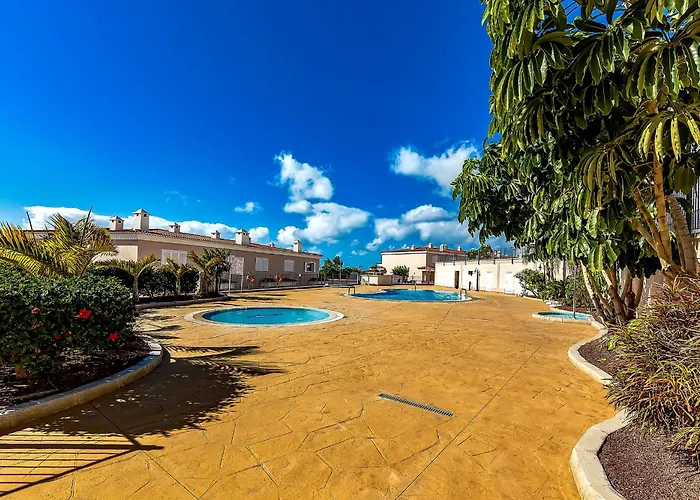 Spacious Ocean View Family Townhouse Puerto de Santiago (Tenerife)