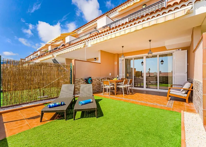 Spacious Ocean View Family Townhouse Puerto de Santiago (Tenerife)