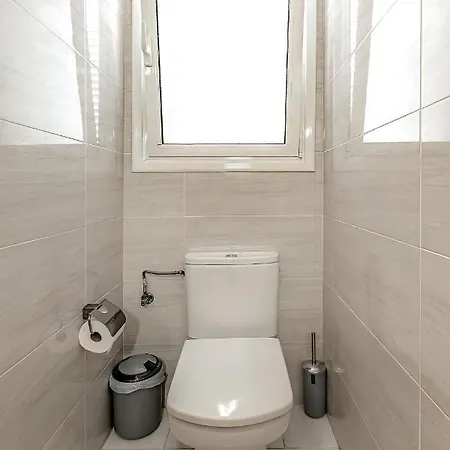 Spacious Ocean View Family Townhouse Apartment