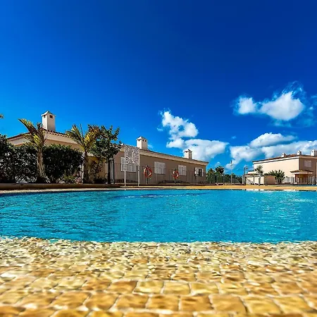 Spacious Ocean View Family Townhouse *