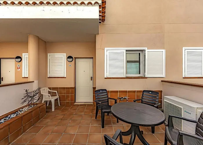 Spacious Ocean View Family Townhouse *